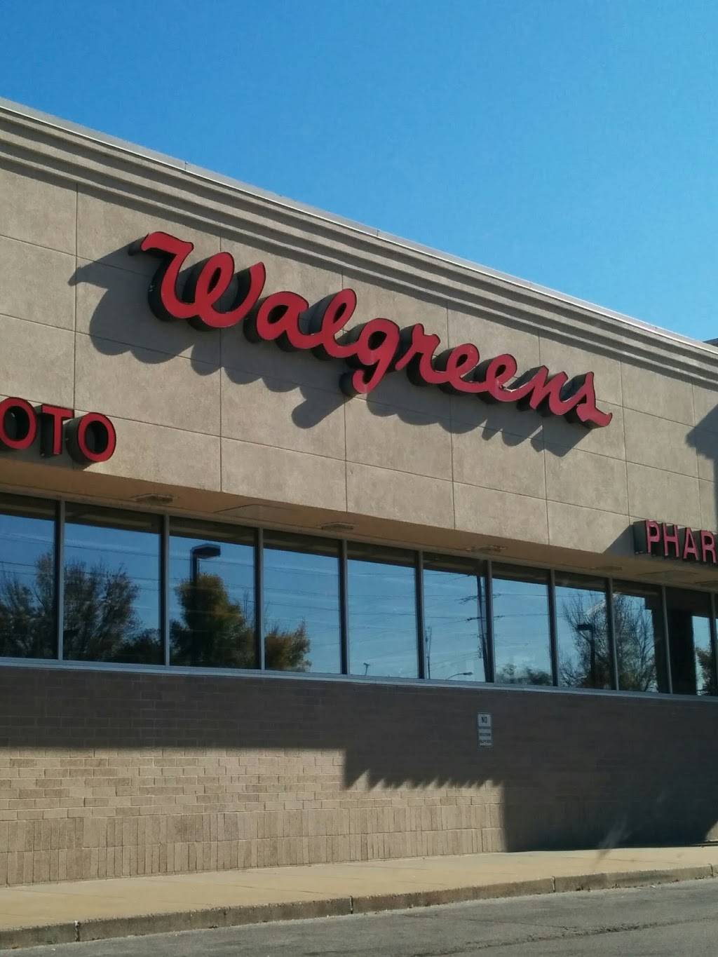 Walgreens | 651 Lemay Ferry Rd, St. Louis, MO 63125, USA | Phone: (314) 631-4769