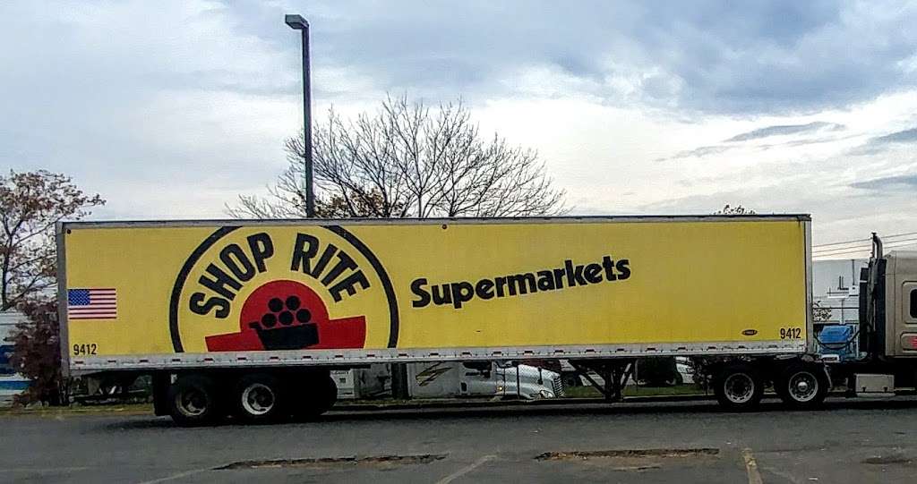 Wakefern Food Corporation in 60 Tower Rd, Dayton, NJ 08810, USA