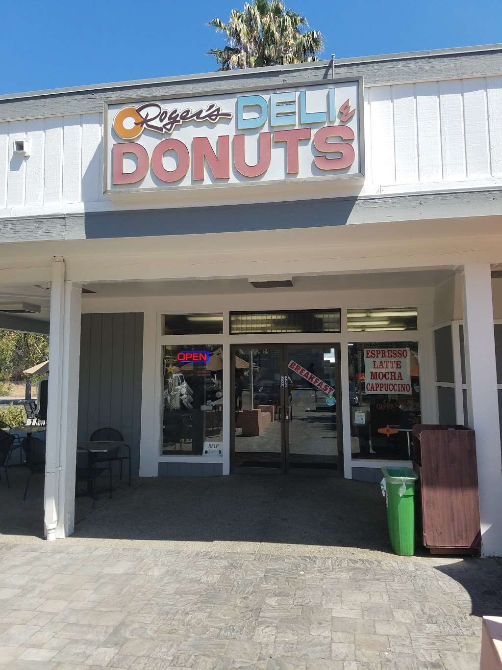 Rogers Deli & Donuts | 295 E Middlefield Rd, Mountain View, CA 94043 | Phone: (650) 965-2204