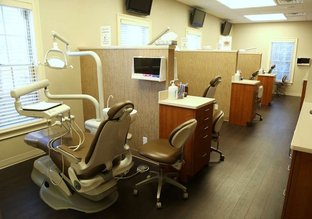 Capogna Orthodontics | 1023 N Broadway, North Massapequa, NY 11758, USA | Phone: (516) 752-9060