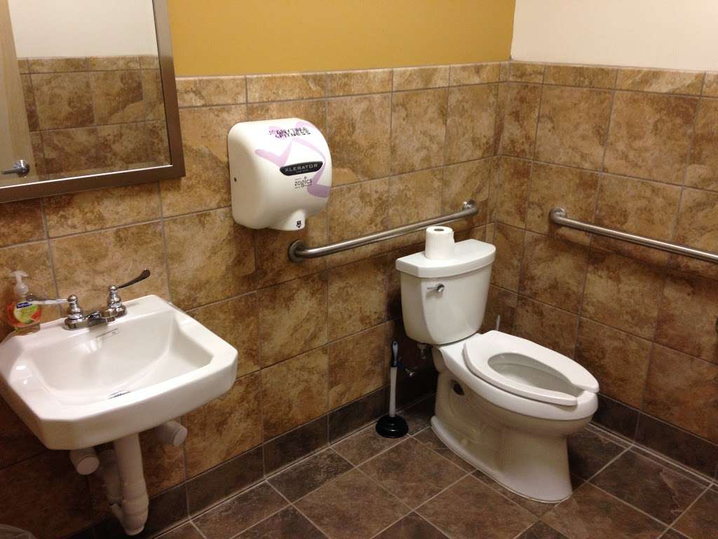 Anytime Fitness | 27 S Gateway Dr, Fredericksburg, VA 22406, USA | Phone: (540) 479-1418