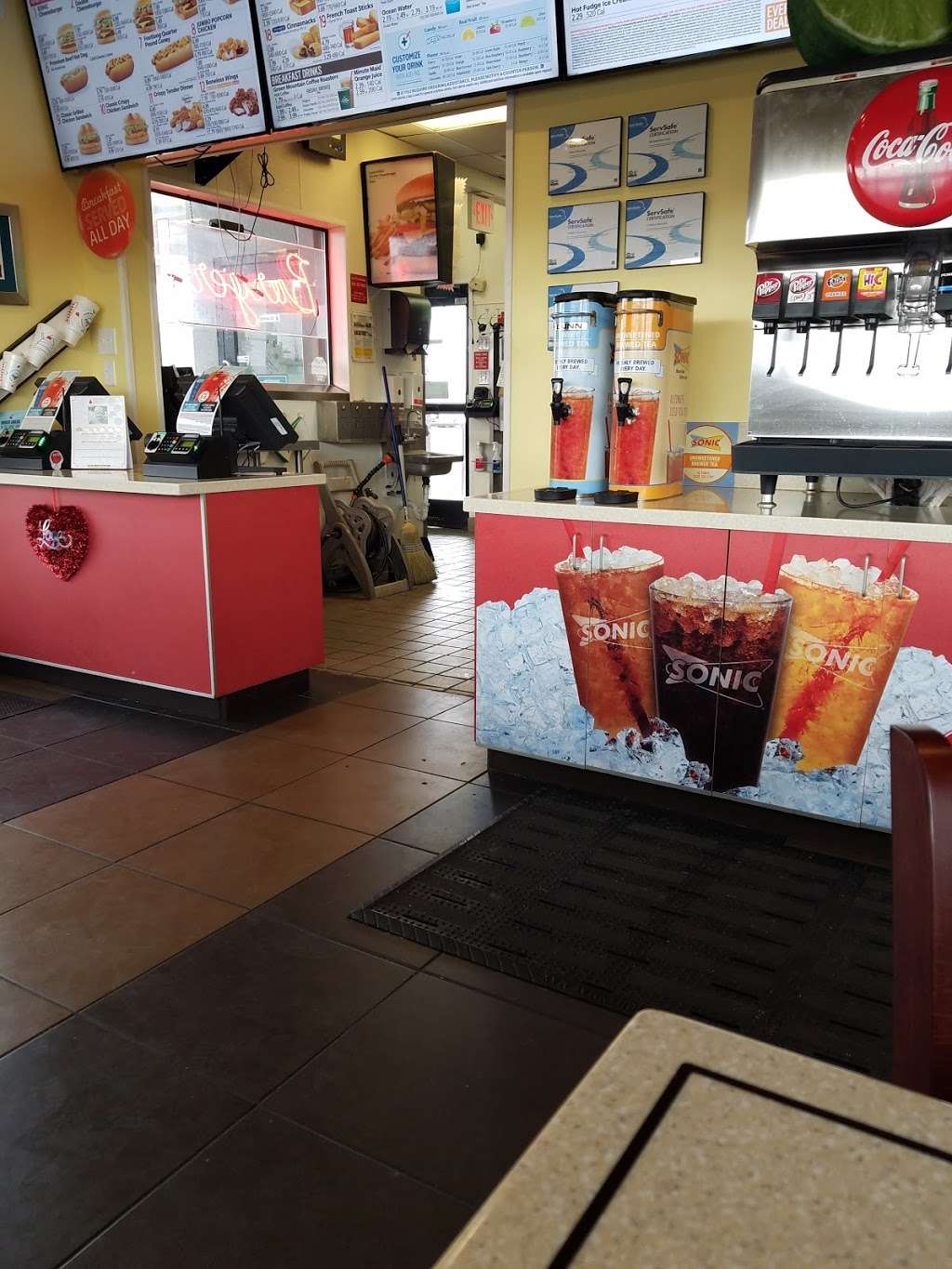 Sonic Drive-In | 18757 US-13, Bridgeville, DE 19933, USA | Phone: (302) 337-9830