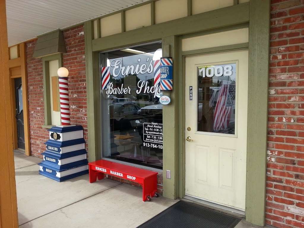 Ernies Barber Shop | 1008 E Santa Fe St, Olathe, KS 66061, USA | Phone: (913) 764-1087