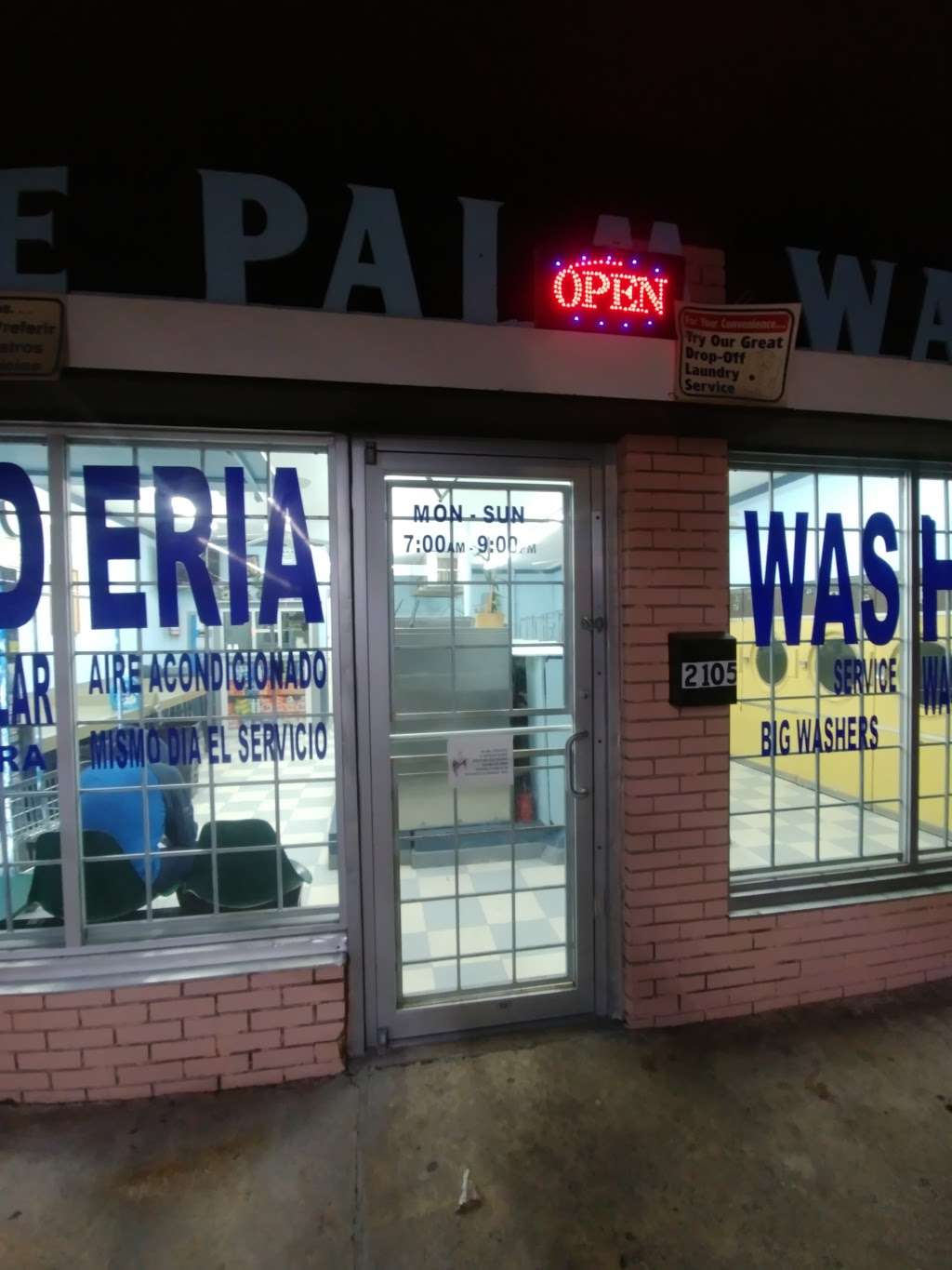 Little Palm Washateria | 2105 Dunlavy St, Houston, TX 77006, USA