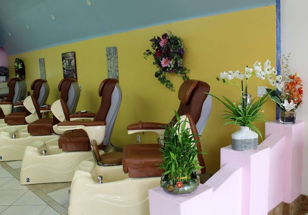 Red Persimmon Nail & Spa | 2448 S Vineyard Ave Suite 108, Ontario, CA 91761 | Phone: (909) 923-5178