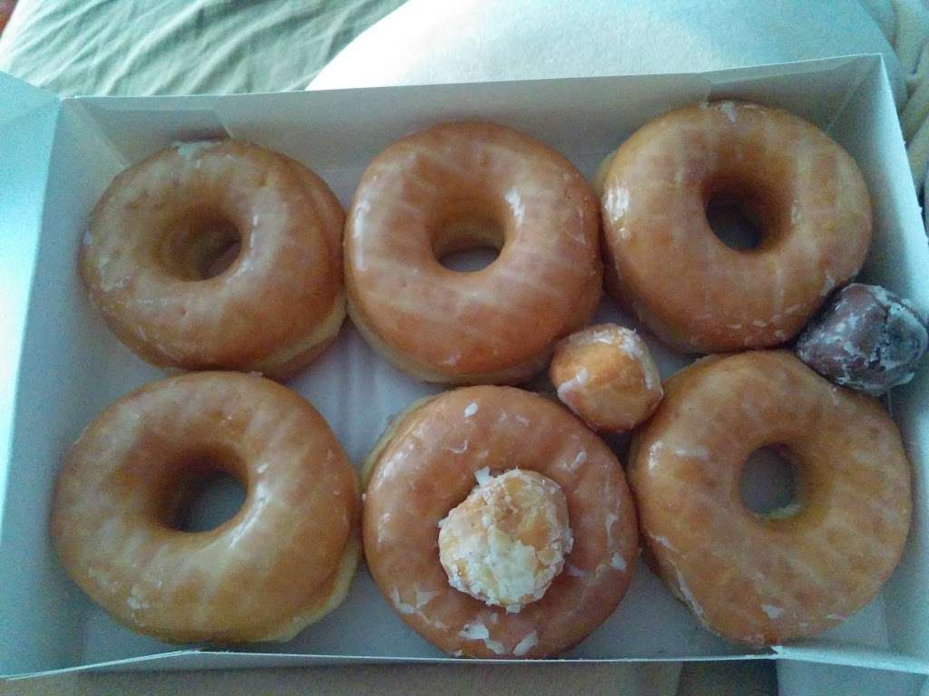 Best Donuts | 5869 S Braeswood Blvd, Houston, TX 77096, USA | Phone: (713) 723-0305