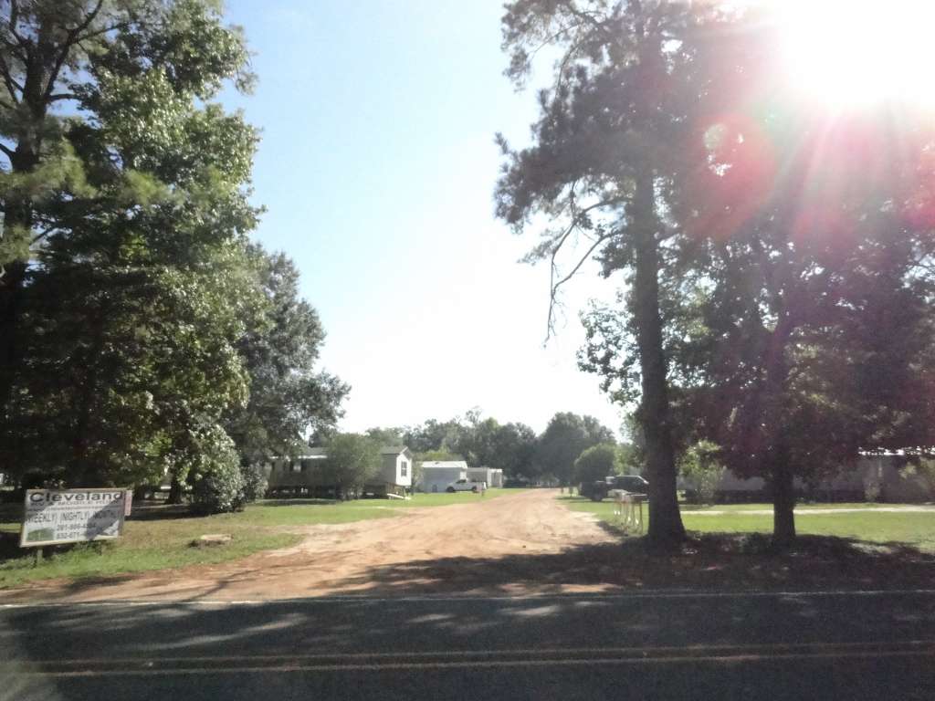 Cleveland Mobile Home and RV Park | 134 CMH Park, Cleveland, TX 77328 | Phone: (713) 817-4084