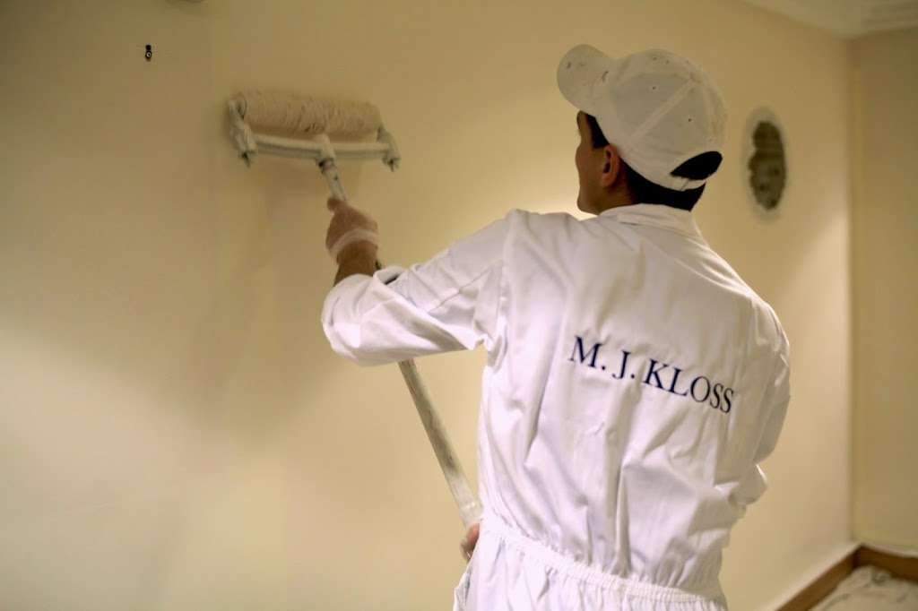 MJ Kloss Painting & Decorating Ltd | 8 Seaforth Ave, New Malden KT3 6JP, UK | Phone: 020 3695 2092