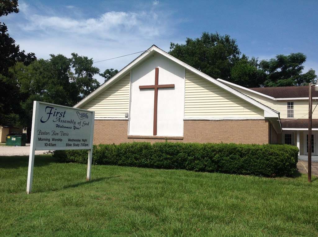 First Assembly of God | 107 S Woodson St, Willis, TX 77378, USA