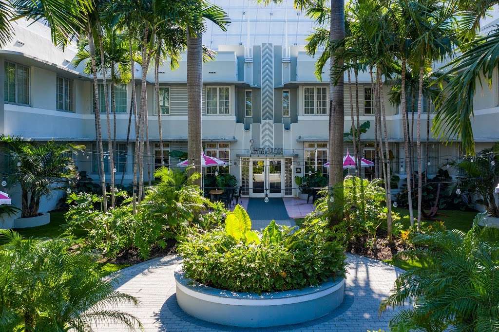 South Beach Hotel | 236 21st St, Miami Beach, FL 33139, USA | Phone: (305) 531-3464