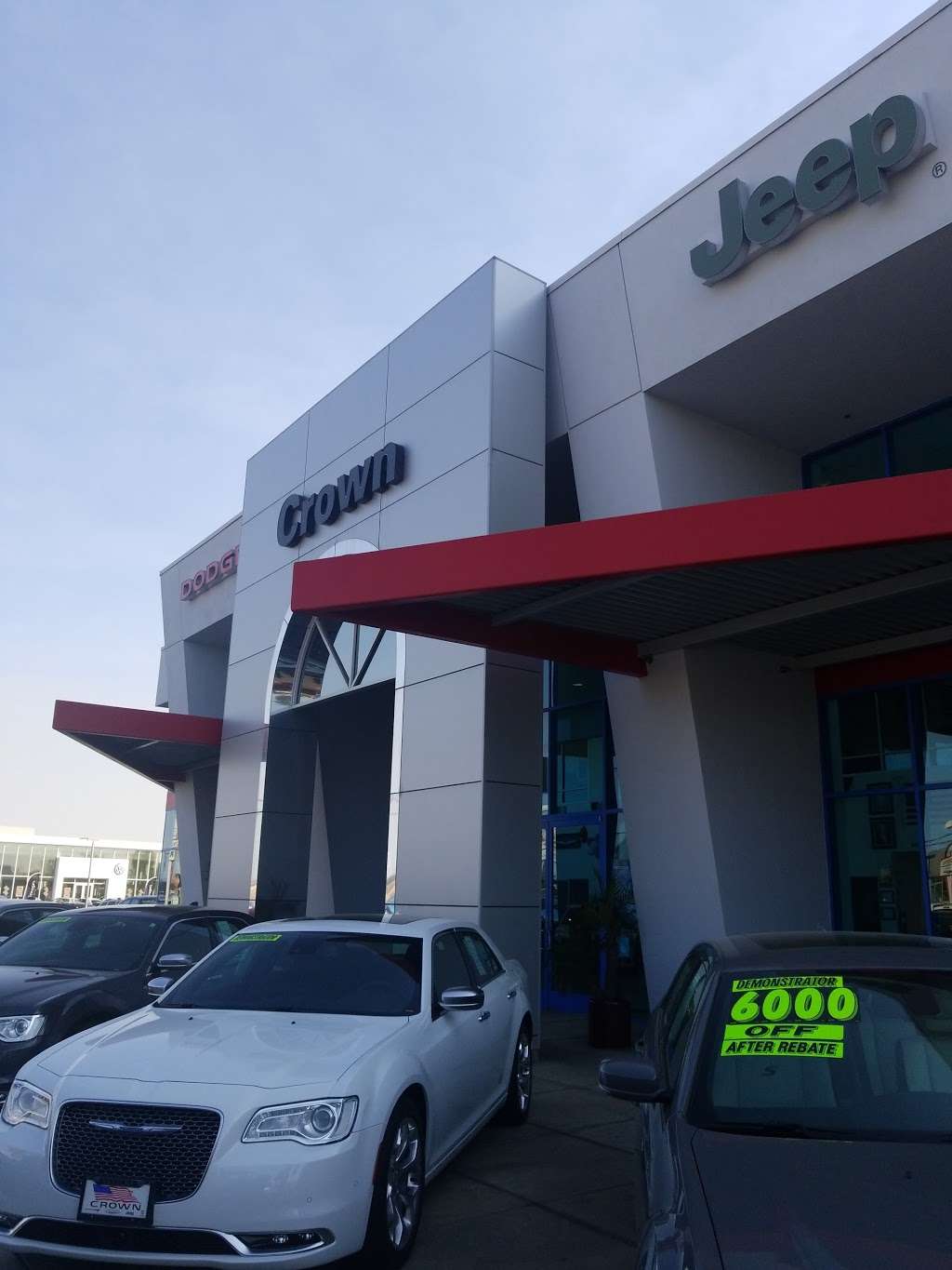 Crown Dodge Chrysler Jeep RAM | 6300 King Dr, Ventura, CA 93003 | Phone: (805) 918-4485