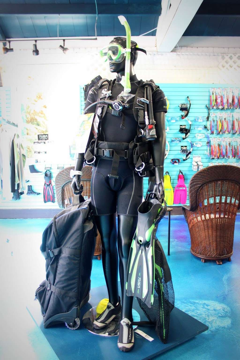 Denver Divers and The Swim School of Denver | 557 Milwaukee St, Denver, CO 80206, USA | Phone: (303) 399-2877