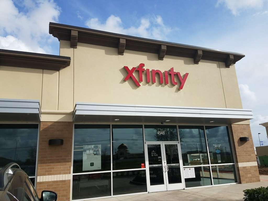 Xfinity Store by Comcast | 4545 East Sam Houston Pkwy S, Pasadena, TX 77505, USA | Phone: (800) 934-6489