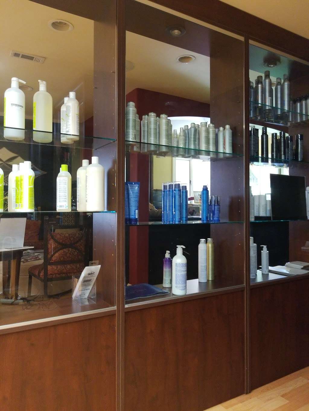 Salon Viva | 165 Alfred Lord Blvd, Taunton, MA 02780, USA | Phone: (508) 828-9399