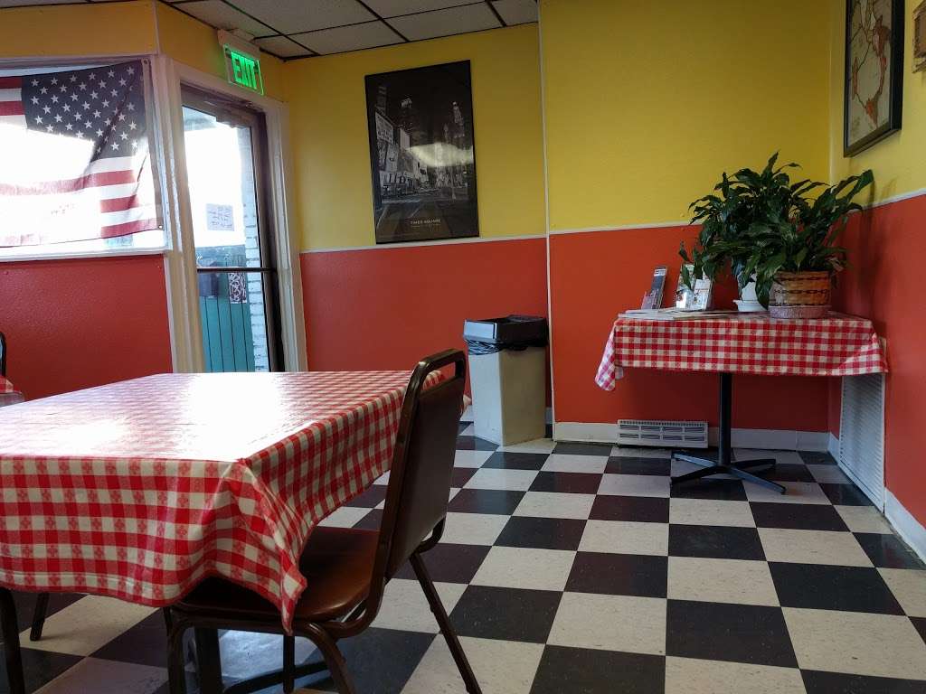 Kings Pizza | 215 W Potomac St, Brunswick, MD 21716, USA | Phone: (301) 834-9999