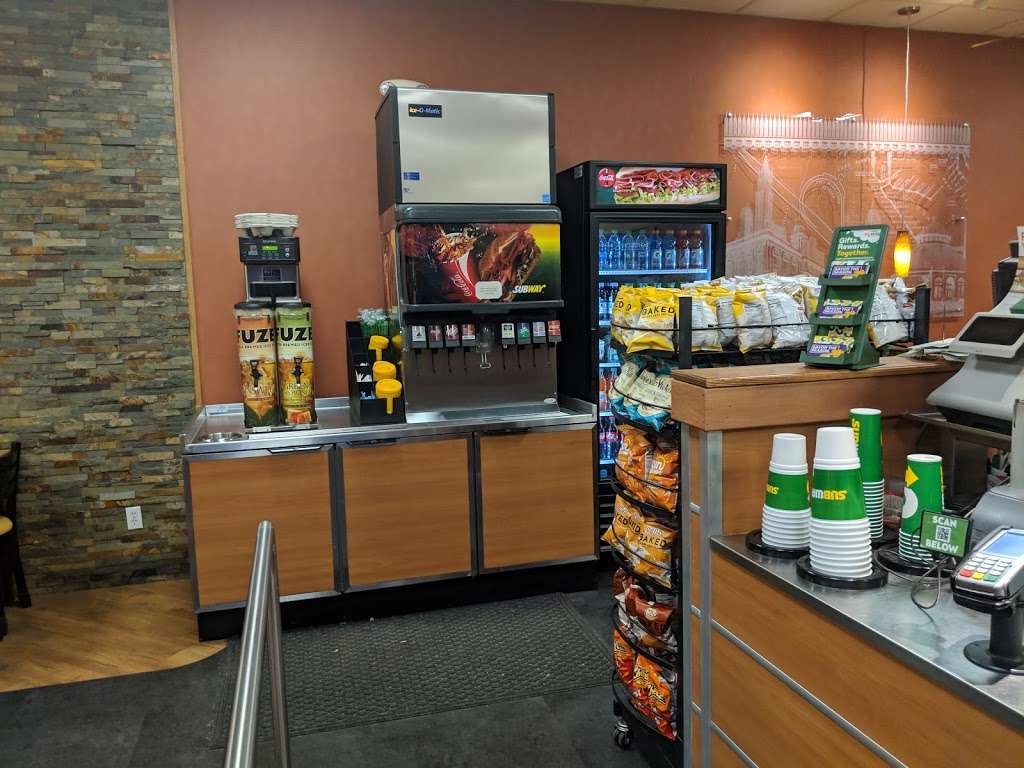 Subway Restaurants | Belle Creek Corner Shops, 10401 Belle Creek Blvd #108, Henderson, CO 80640, USA | Phone: (303) 288-4328