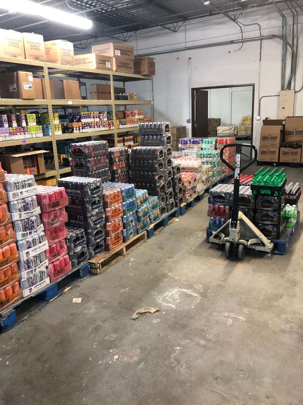 Jay Wholesale Distribution | 1425 Holmes Rd, Elgin, IL 60123 | Phone: (630) 903-4164