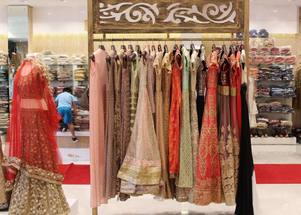 Manyavar - Houston | 5912 Hillcroft St, Houston, TX 77036, USA | Phone: (281) 501-9933