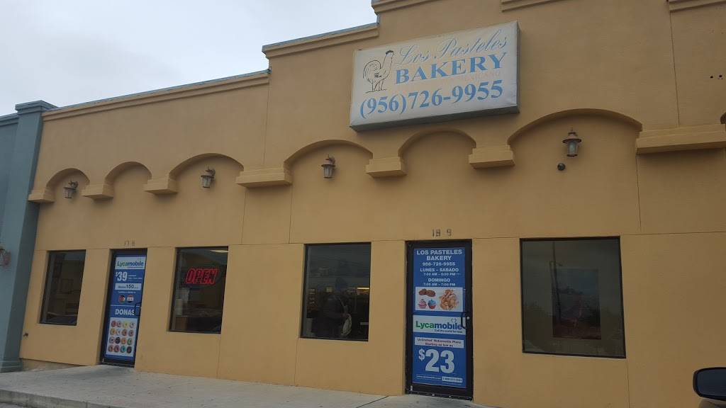 Los Pasteles Bakery Plaza | 3302 Cuatro Vientos Dr, Laredo, TX 78046, USA | Phone: (956) 726-9955