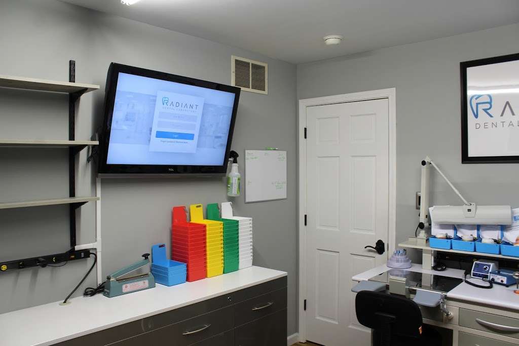 Radiant Dental Laboratory | 3084 Angelina St, Portage, IN 46368 | Phone: (219) 386-5185