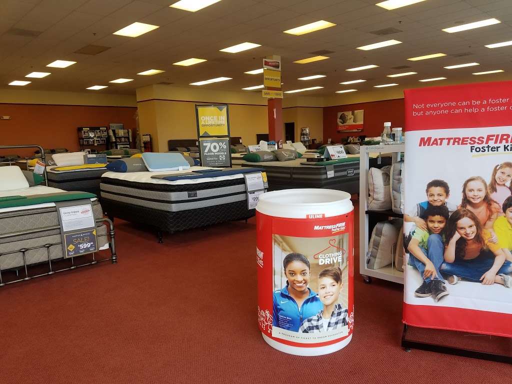 Mattress Firm Trexlertown | 1042 Mill Creek Rd, Allentown, PA 18106 | Phone: (610) 530-1875