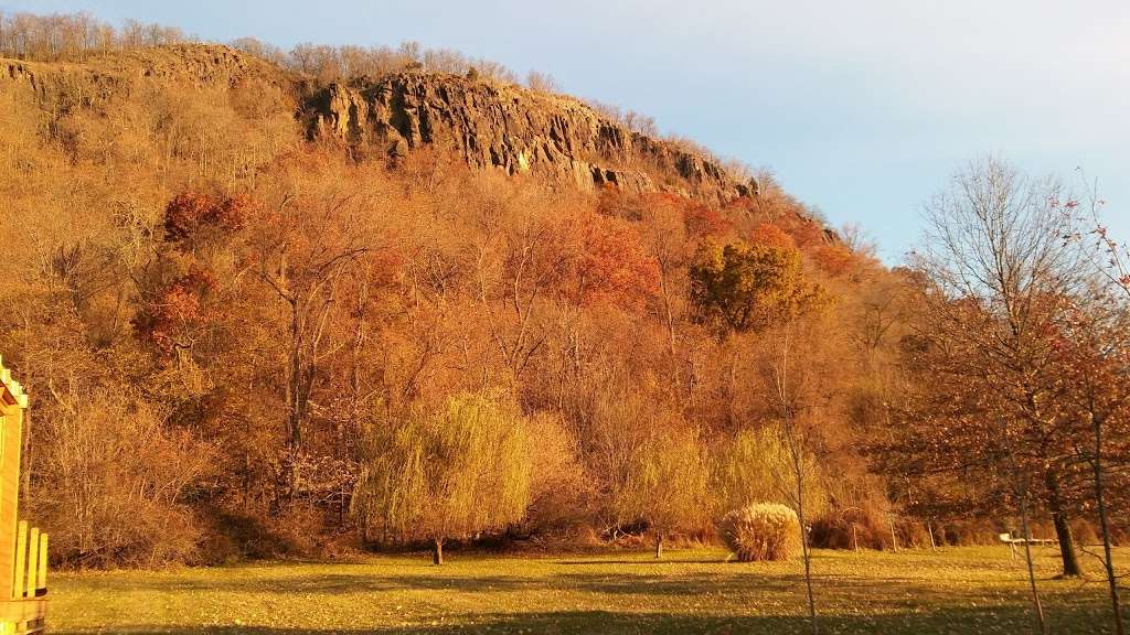 Hook Mountain State Park | N Rte 9W, Nyack, NY 10960, USA | Phone: (845) 268-3020