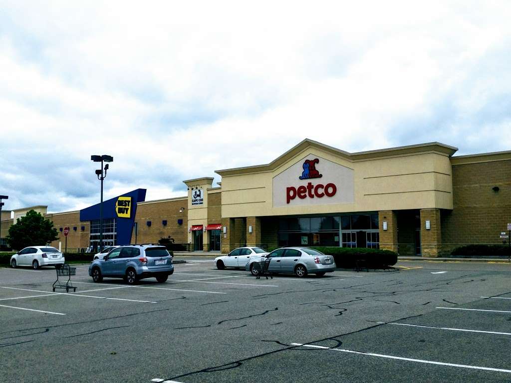 Petco | 216 Colony Pl, Plymouth, MA 02360 | Phone: (508) 747-4132