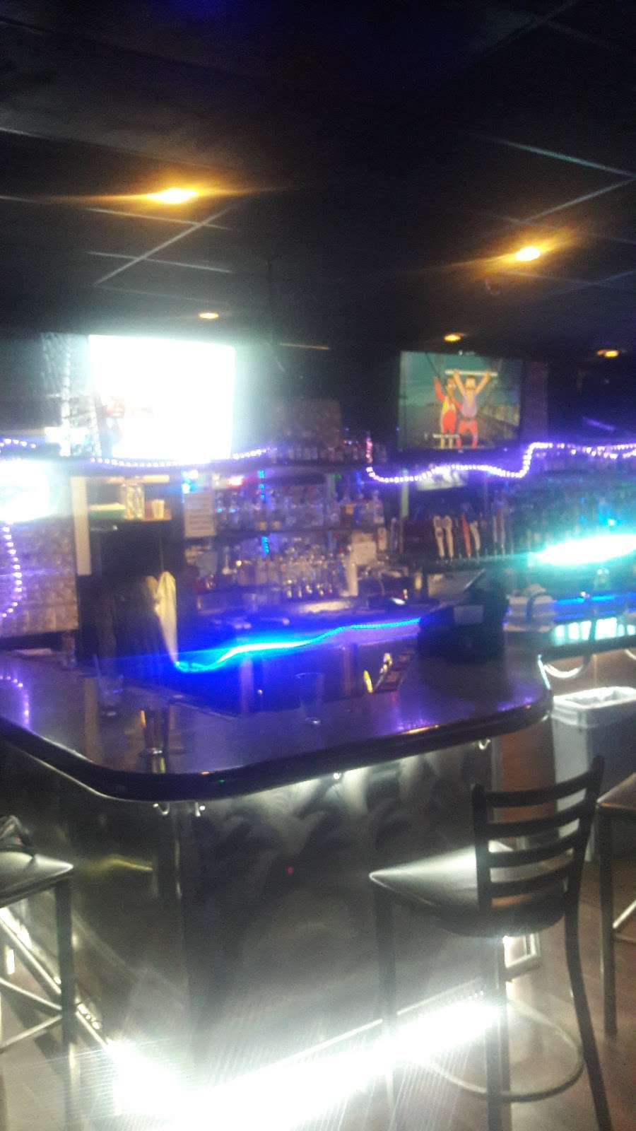 Sportswatch Bar & Grill | 6801 Lowell Blvd, Denver, CO 80221, USA | Phone: (720) 328-8699