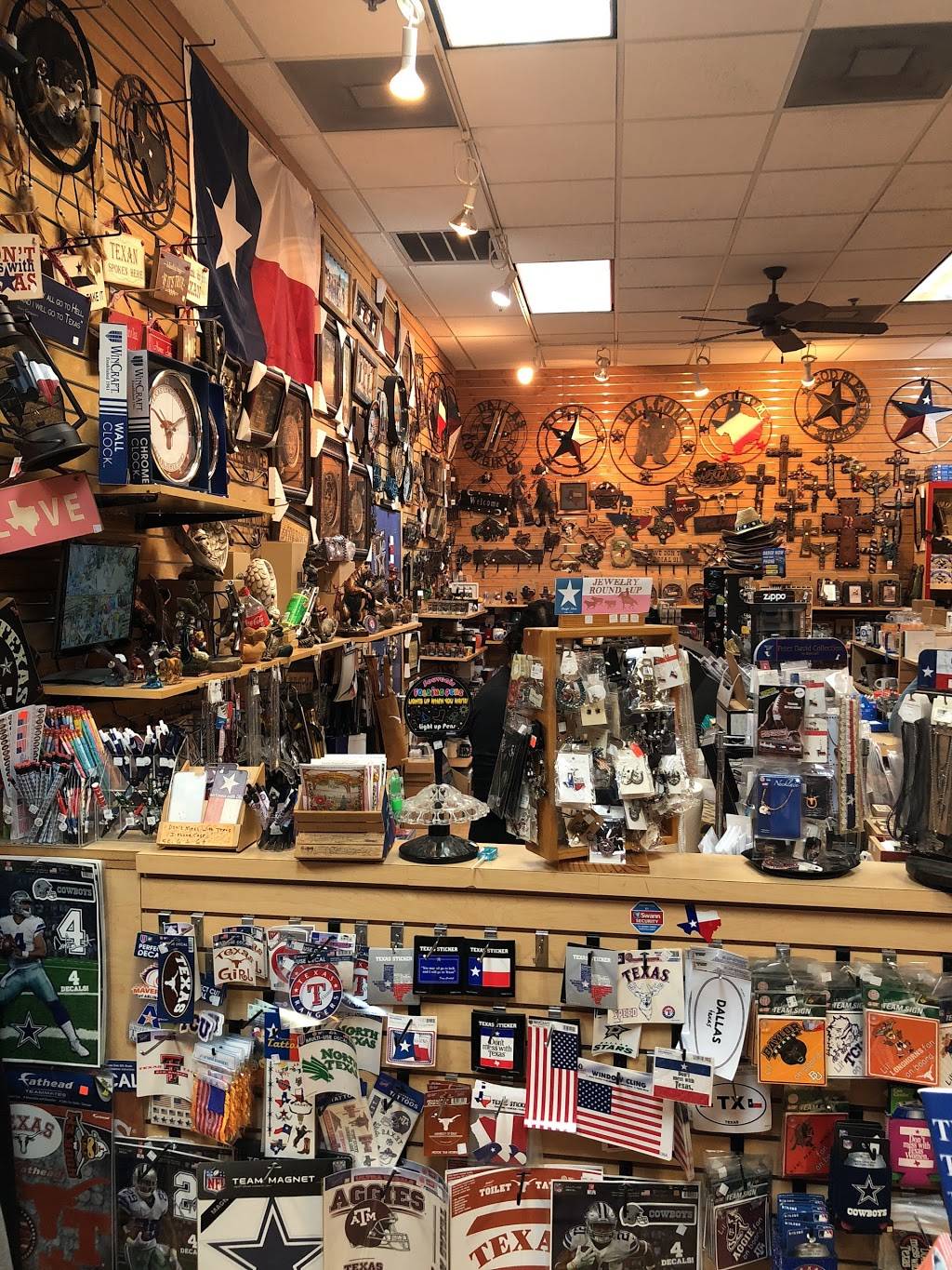 Texas Tees & Collectibles | 2413 Irving Mall, Irving, TX 75062, USA | Phone: (972) 258-4141