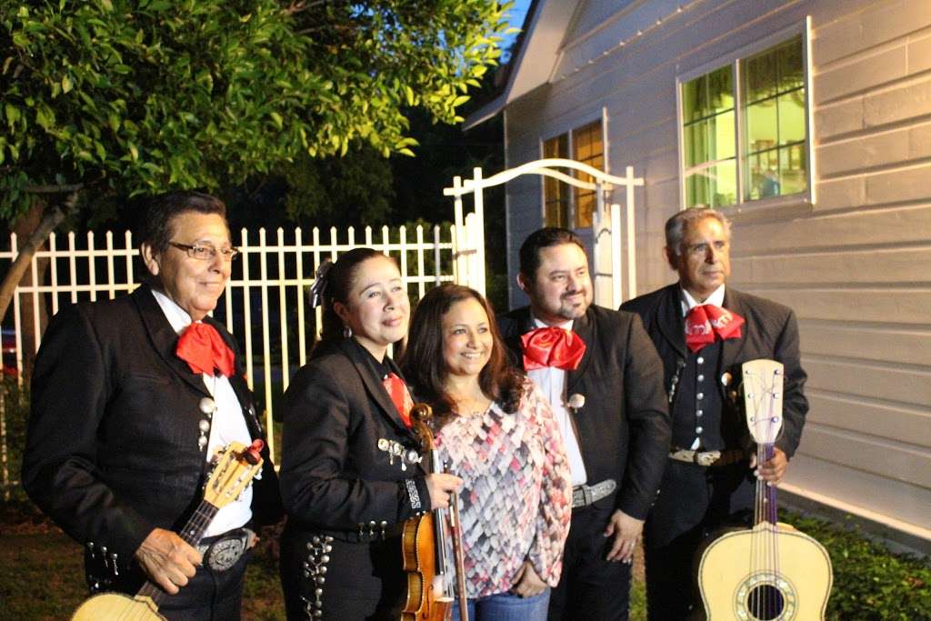 Mariachi Jazmin | 11555 Culebra Rd SPC 198, San Antonio, TX 78254 | Phone: (210) 779-1789