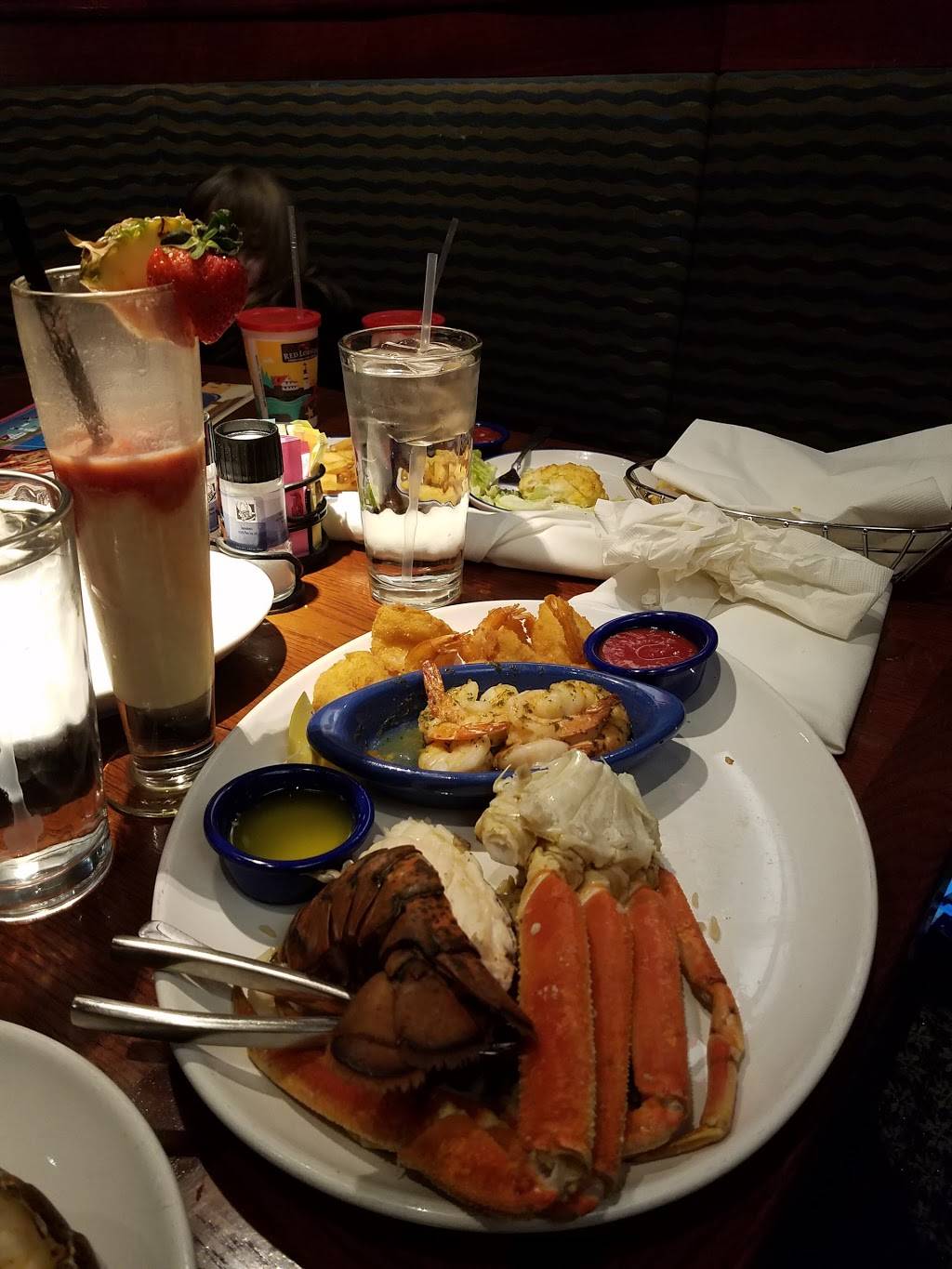 Red Lobster | 1951 American Blvd W, Bloomington, MN 55431, USA | Phone: (952) 888-8102