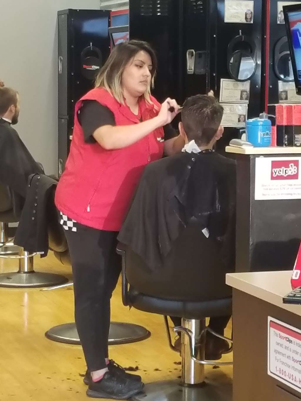 Sport Clips Haircuts of Sawyer Heights | 1911 Taylor St, Houston, TX 77007 | Phone: (713) 426-3512