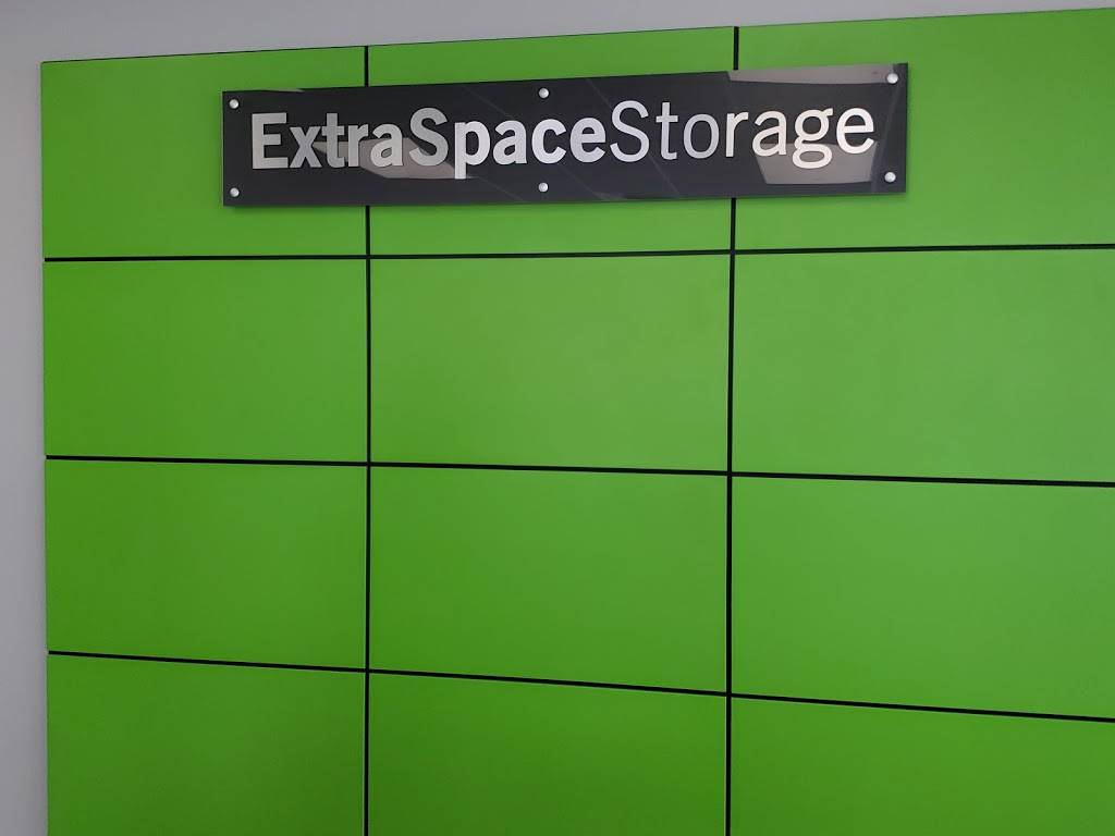 Extra Space Storage | 6174 S Goldenrod Rd, Orlando, FL 32822, USA | Phone: (407) 896-5651