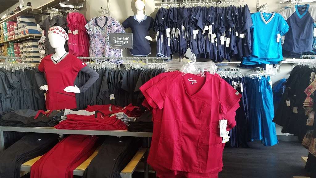 Uniform Advantage | 5673 Woodruff Ave, Lakewood, CA 90713, USA | Phone: (562) 804-1226