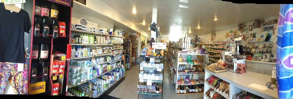 Steamboat Mountain Natural Foods | Front entrance on High St, 454 Main St, Lyons, CO 80540, USA | Phone: (303) 823-9444