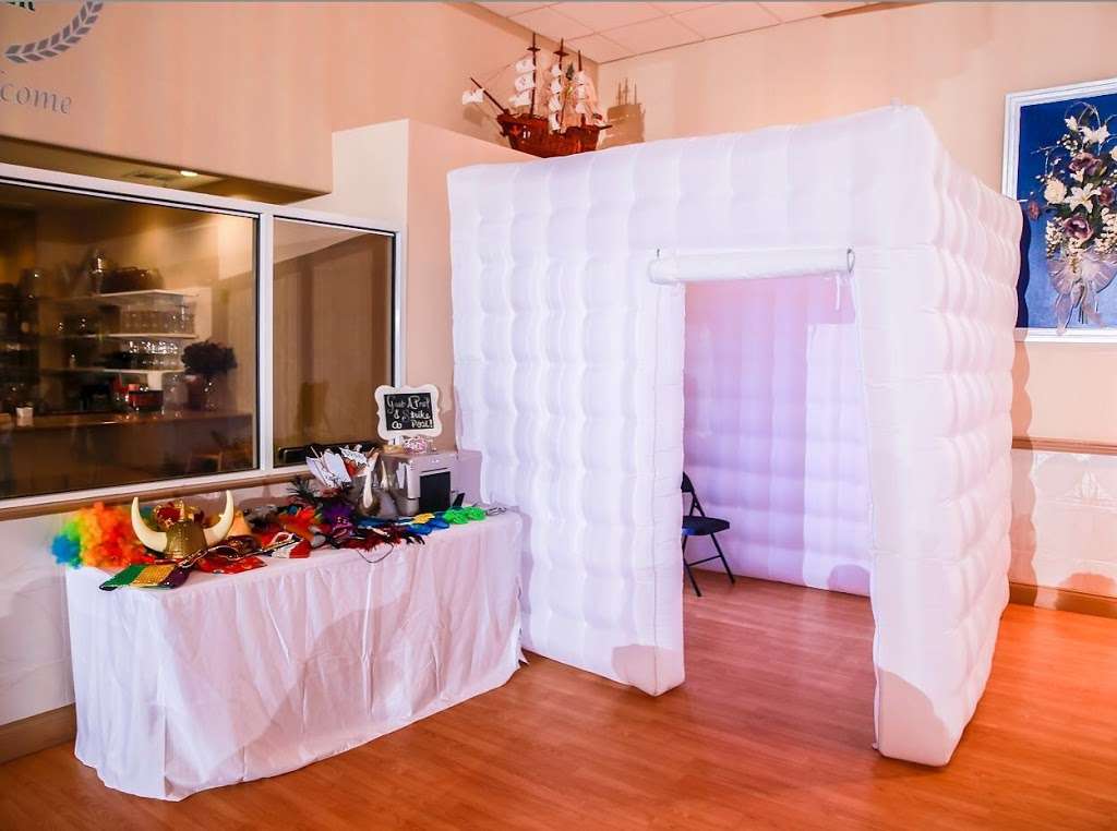 Instant Memories Photo booth Rentals | 1450 E Mette Ct, Kissimmee, FL 34744, USA | Phone: (407) 818-6777