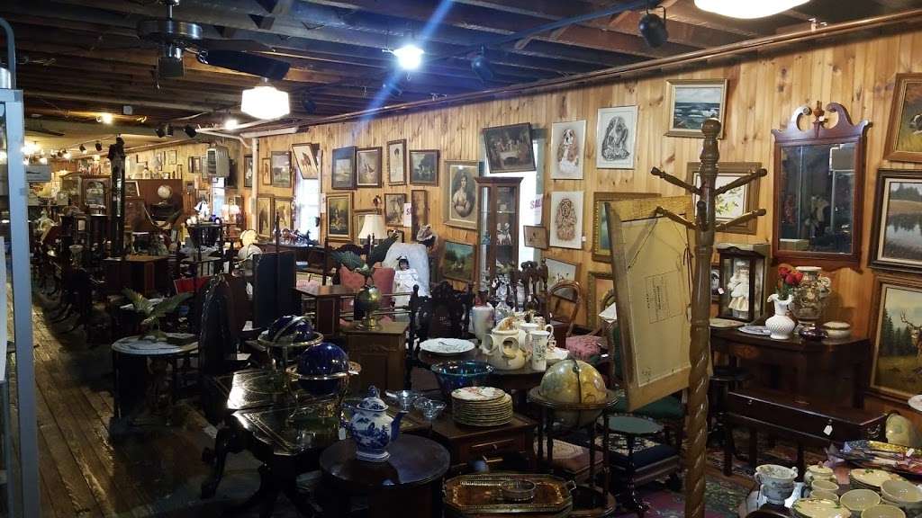 5 & 10 Antique Market | 3911, 115 S Main St, North East, MD 21901 | Phone: (410) 287-8318