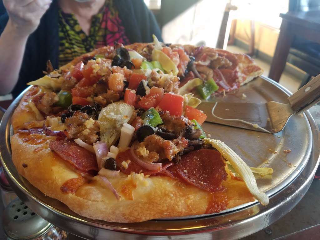 Odyssey Pizzeria & Cafe | 2350 Carlos St, Moss Beach, CA 94038 | Phone: (650) 728-5151