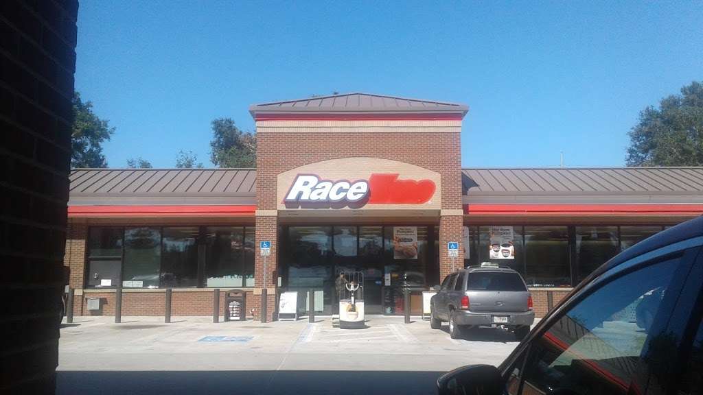 RaceTrac | 11023 US-17, Eagle Lake, FL 33839, USA | Phone: (863) 294-9703