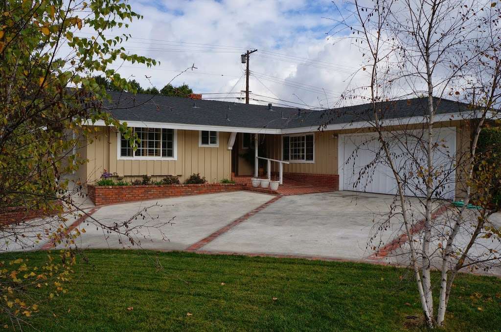 Emerald Isle Assisted Living Homes | 6607 El Rodeo Rd, Rancho Palos Verdes, CA 90275 | Phone: (310) 351-7075