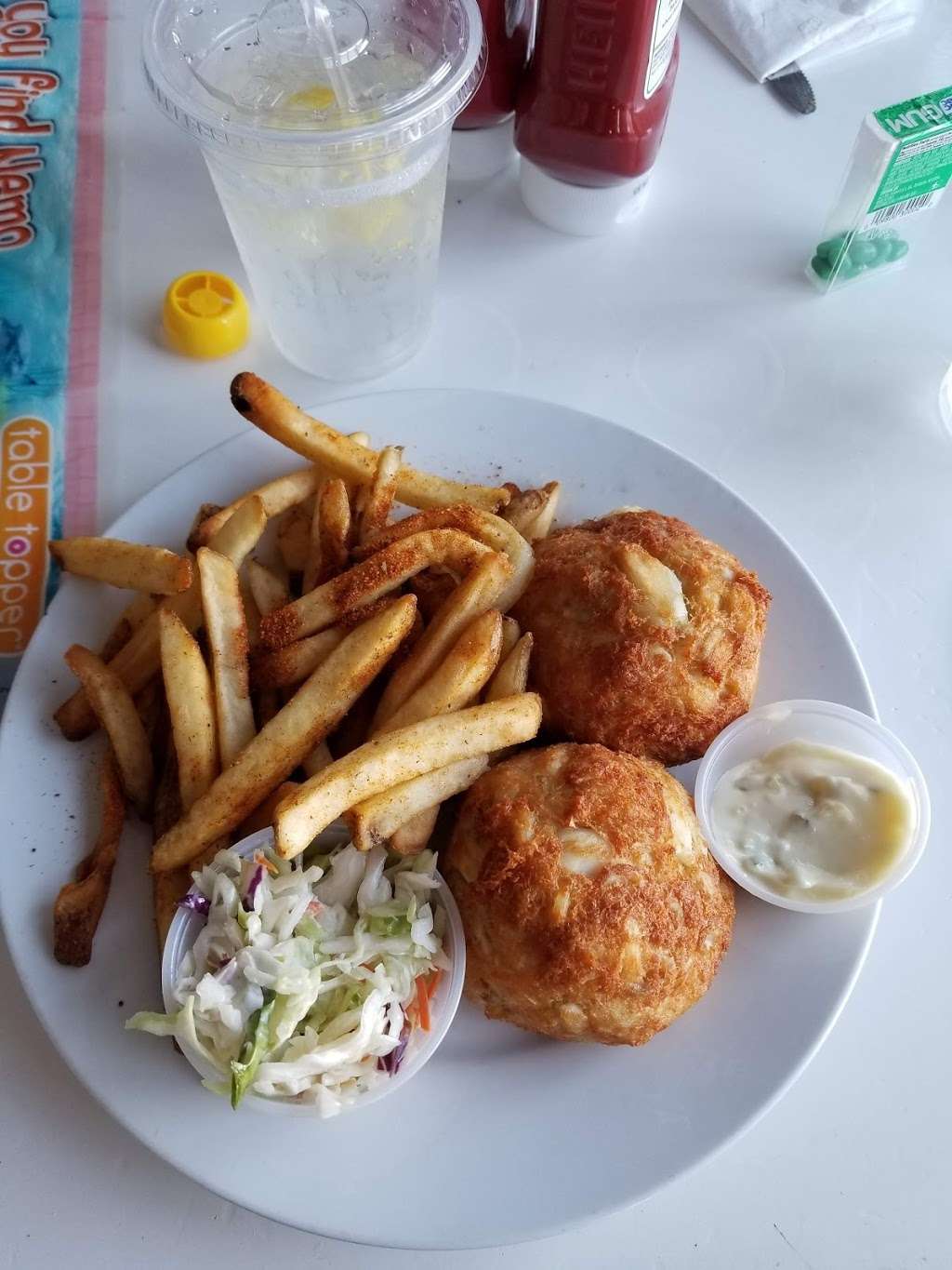 Stoneys Seafood House | 3939 Oyster House Rd, Broomes Island, MD 20615, USA | Phone: (410) 586-1888