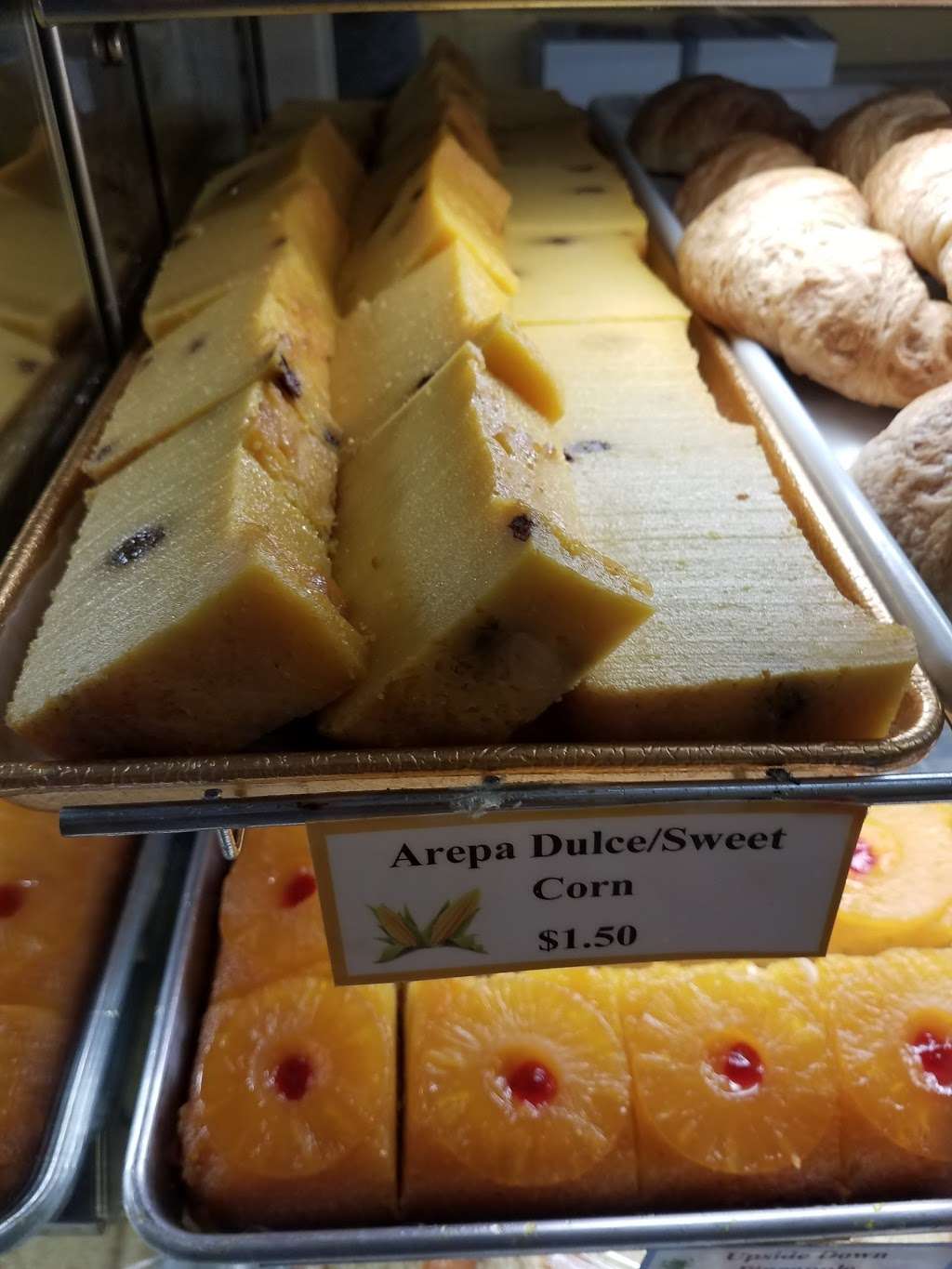Vilmas Bakery | 29 Main St, Haverstraw, NY 10927, USA | Phone: (845) 942-8200