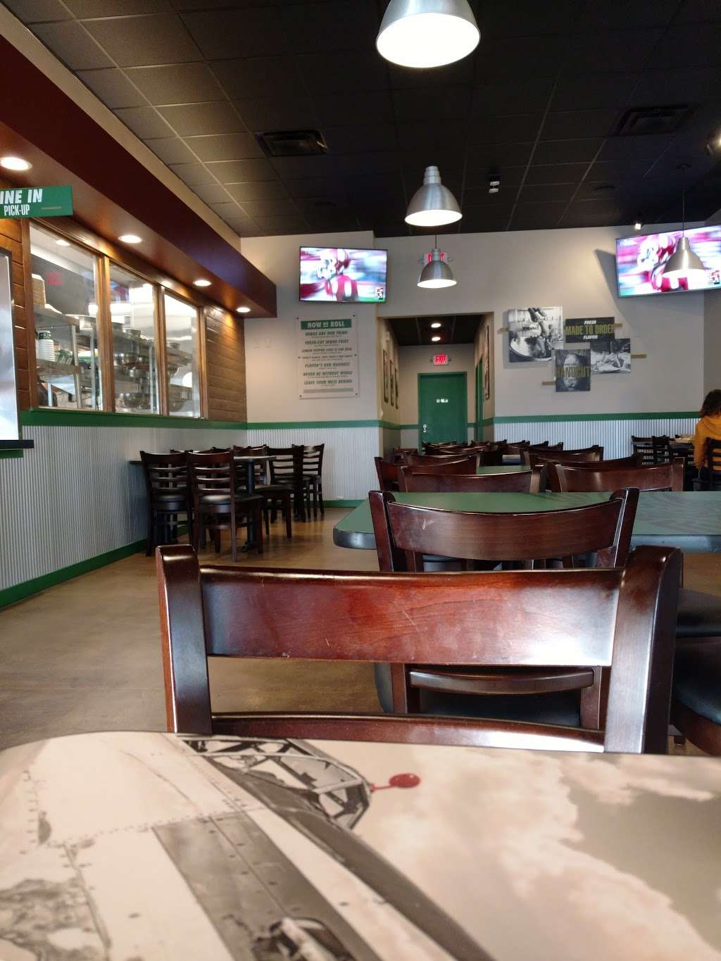 Wingstop | 44455 Valley Central Way, Lancaster, CA 93536, USA | Phone: (661) 940-9464