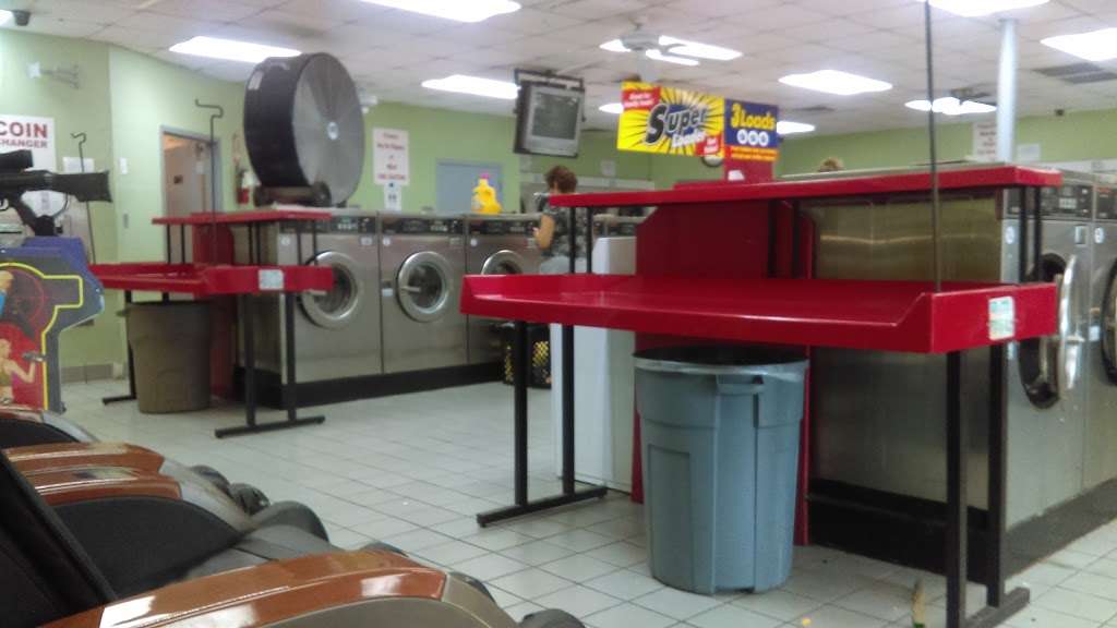 Speedy Wash | 1131 Patricia, San Antonio, TX 78213 | Phone: (210) 725-0711