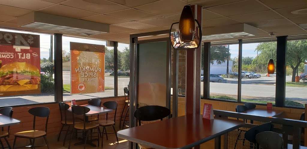 Jack in the Box | 9302 Jensen Dr, Houston, TX 77093, USA | Phone: (713) 692-3013