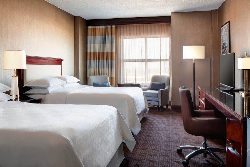 Sheraton Fort Worth Downtown Hotel | 1701 Commerce St, Fort Worth, TX 76102, USA | Phone: (817) 335-7000