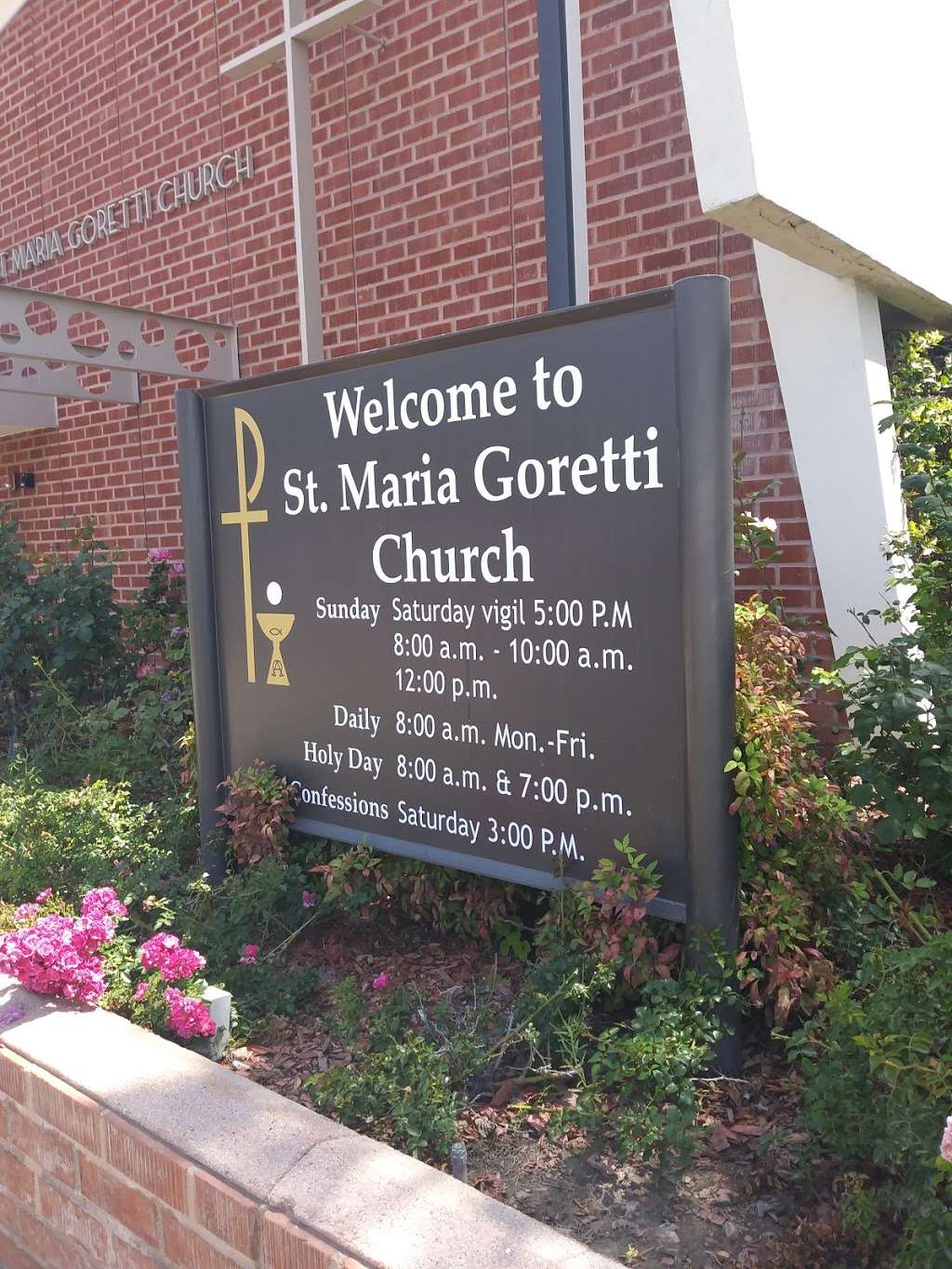 St Maria Goretti Catholic Church | 3950 Palo Verde Ave, Long Beach, CA 90808, USA | Phone: (562) 425-7459