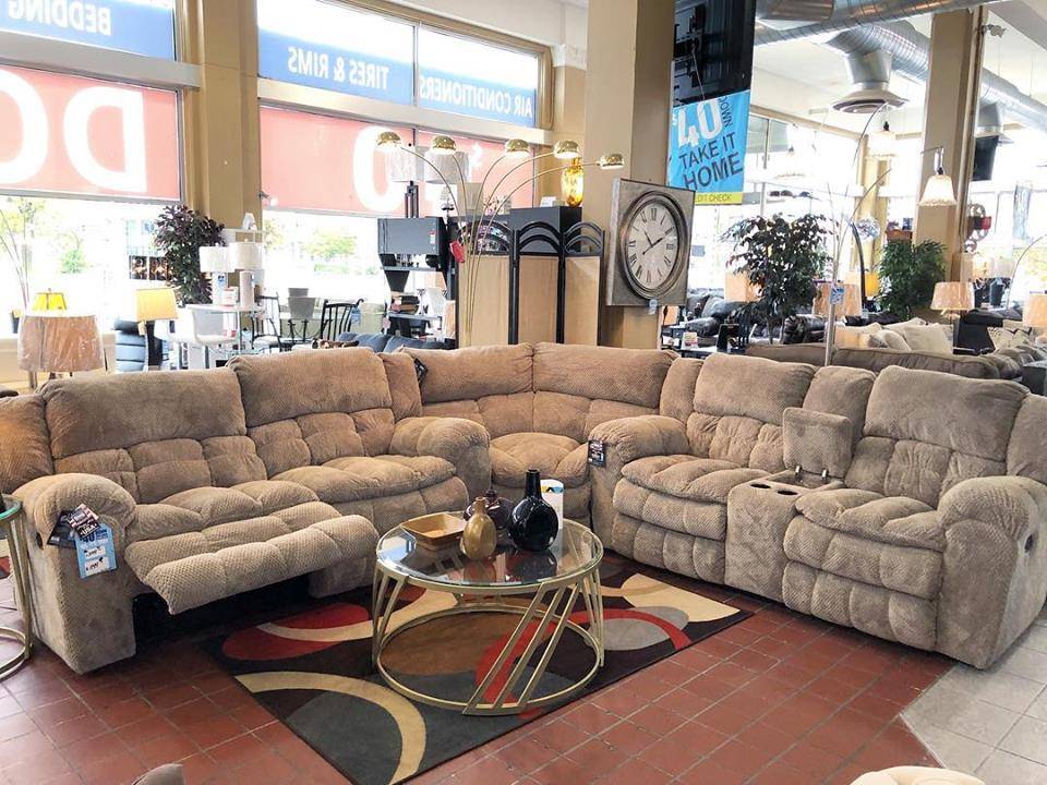 Robinson Furniture | 3180 E Jefferson Ave, Detroit, MI 48207 | Phone: (313) 338-3290