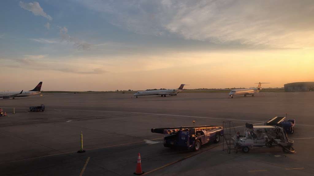 KCI Airport Terminal B | Kansas City, MO 64153