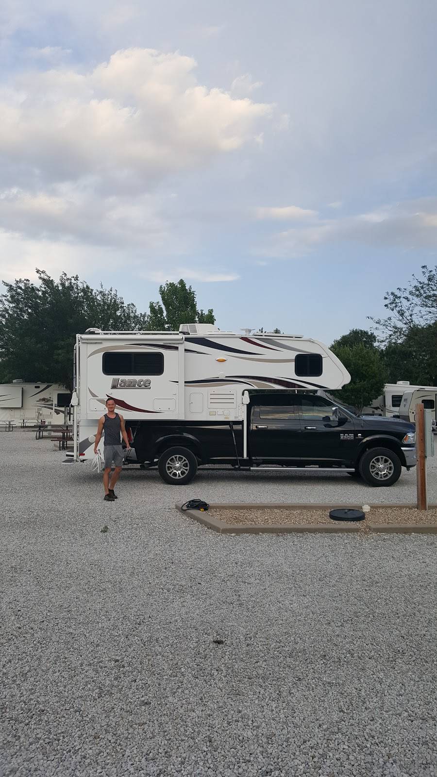 USI RV Park | 2920 E 33rd St N, Wichita, KS 67219, USA | Phone: (316) 838-8699